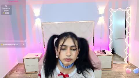 Snapshot of nattrose_tay chatting on 02.06.25 NATT ROSE online show from 02.06.25