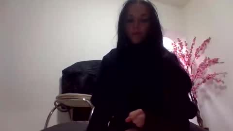 Snapshot of natty_chloe chatting on 04.21.26 Chloe online show from 04.21.26