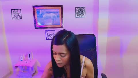 Snapshot of natty_reyes2004 chatting on 10.04.25 NATALY.. online show from 10.04.25
