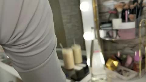 NATTY FIERROS online show from 12.15.25