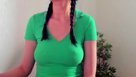 peach online show from 12.16.25