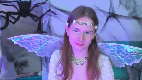 Meri online show from 10.31.25