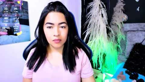 Snapshot of naty_07 chatting on 11.28.25 Natalia online show from 11.28.25