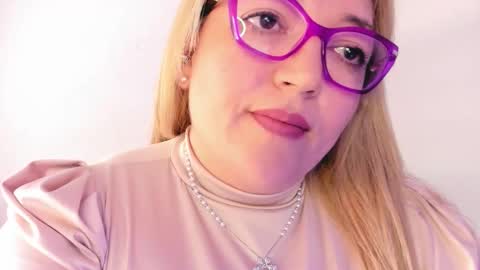 Nataly online show from 10.20.25