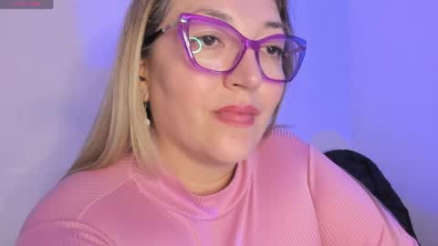 Snapshot of naty__mature_ chatting on 06.08.26 Nataly online show from 06.08.26