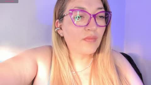 Snapshot of naty__mature_ chatting on 06.08.26 Nataly online show from 06.08.26