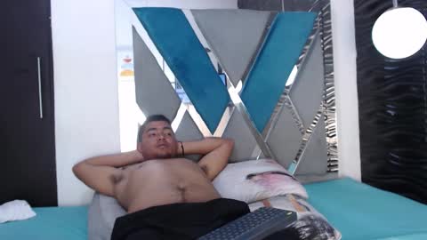 Naty-Maxx online show from 12.13.25