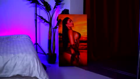 Snapshot of natydesiree chatting on 11.06.25 Naty online show from 11.06.25