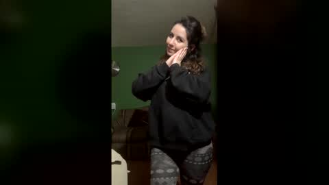 Snapshot of natymia chatting on 01.19.26 Natymia online show from 01.19.26