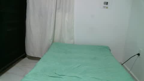      online show from 02.01.25