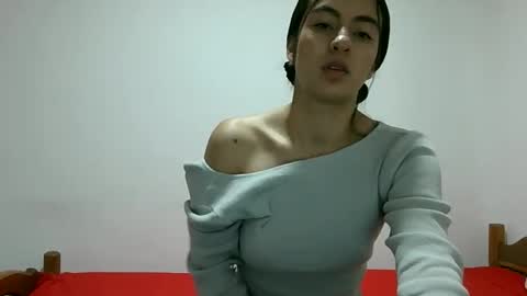 NatySensuaal online show from 10.28.25
