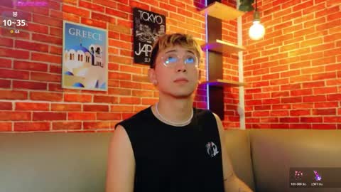 Christopher  Chris online show from 04.11.26