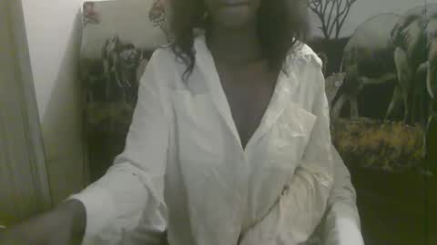 Snapshot of naughty_babe000 chatting on 05.04.26 alisha online show from 05.04.26