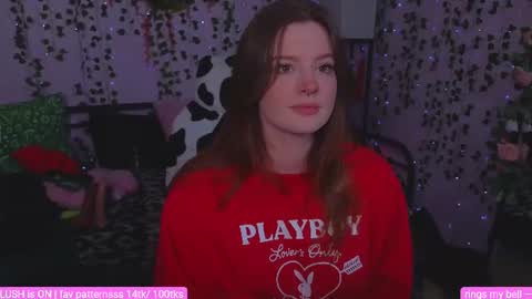 Snapshot of naughty_bella99 chatting on 07.12.26 bella online show from 07.12.26