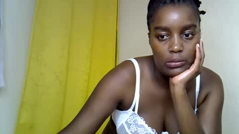 Snapshot of naughty_booby chatting on 06.11.26 Bettybooby online show from 06.11.26