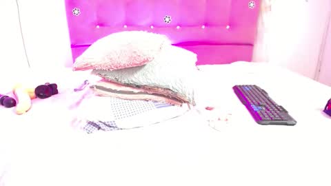  L I S S  online show from 11.22.25