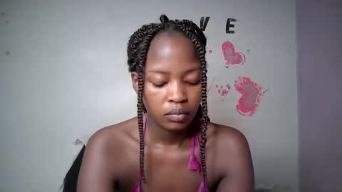 naughty_keesha1 online show from 10.20.25