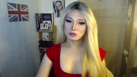 Snapshot of naughty_kim20 chatting on 01.21.25 alexa online show from 01.21.25