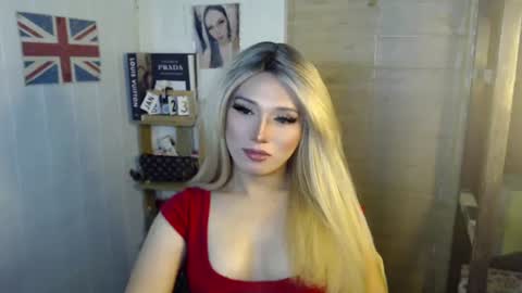 Snapshot of naughty_kim20 chatting on 01.25.25 alexa online show from 01.25.25