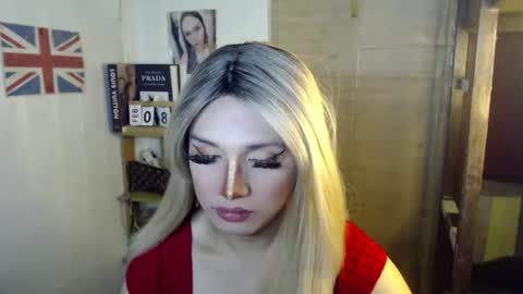 Snapshot of naughty_kim20 chatting on 02.19.25 alexa online show from 02.19.25