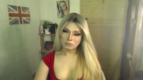 Snapshot of naughty_kim20 chatting on 09.12.25 alexa online show from 09.12.25