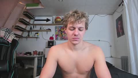 Nik online show from 01.12.25