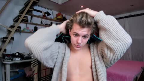 Nik online show from 02.01.25