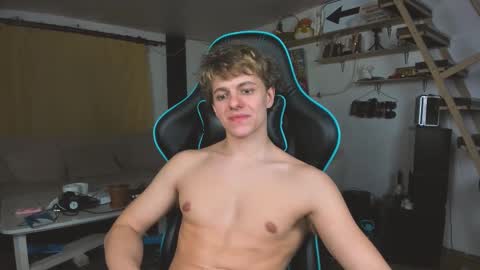 Nik online show from 02.26.25