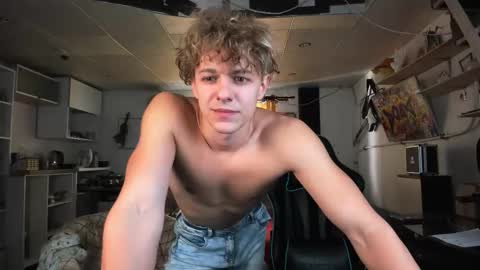 Nik online show from 09.25.25