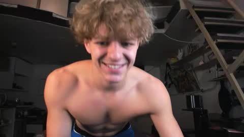 Nik online show from 10.04.25