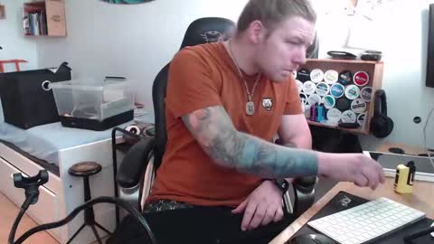 Snapshot of naughty_noisy_neighbors chatting on 01.25.25 Freyja and Baldur online show from 01.25.25