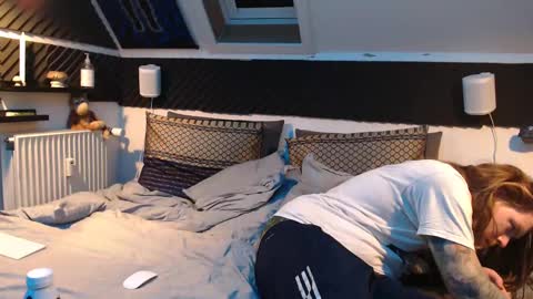 Snapshot of naughty_noisy_neighbors chatting on 02.12.25 Freyja and Baldur online show from 02.12.25