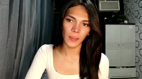 Snapshot of naughty_princess24 chatting on 06.01.26 Ariela online show from 06.01.26