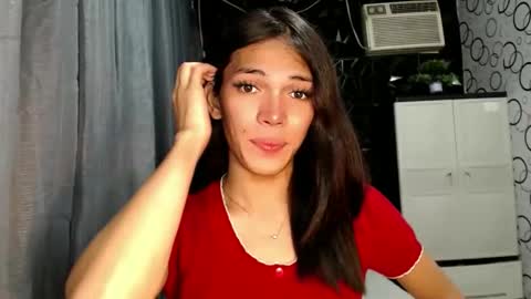 Snapshot of naughty_princess24 chatting on 06.06.26 Ariela online show from 06.06.26