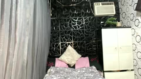 Snapshot of naughty_princess24 chatting on 06.24.26 Ariela online show from 06.24.26