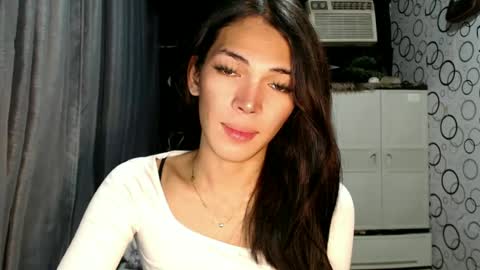 Snapshot of naughty_princess24 chatting on 07.05.26 Ariela online show from 07.05.26