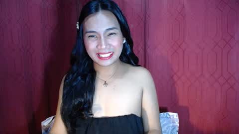 Snapshot of naughty_rina chatting on 06.25.26 naughty_rina online show from 06.25.26