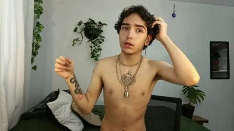 naughty_thompson1 online show from 04.15.26