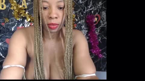 Snapshot of naughty_xxbunny chatting on 01.24.25 beauty online show from 01.24.25