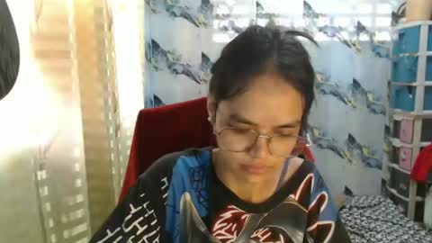 Snapshot of naughtyasian_honey chatting on 11.12.25 naughtyasian_honey online show from 11.12.25