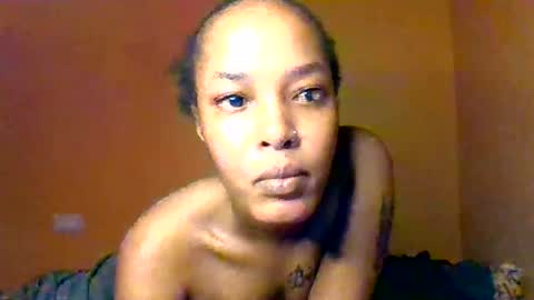 Snapshot of naughtyaura_ebony chatting on 06.30.26 Bree doll online show from 06.30.26