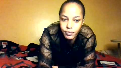 Snapshot of naughtyaura_ebony chatting on 07.11.26 Bree doll online show from 07.11.26