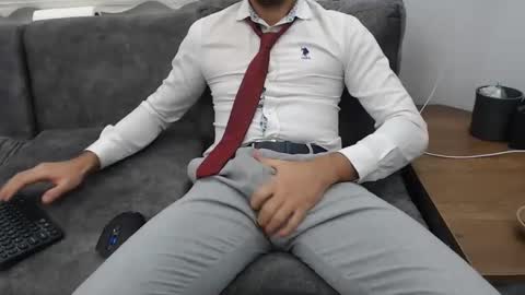 Snapshot of naughtyb00yy chatting on 01.12.25 naughty pervert masterboy online show from 01.12.25