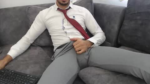 Snapshot of naughtyb00yy chatting on 09.09.25 naughty pervert masterboy online show from 09.09.25