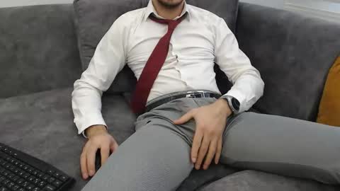 Snapshot of naughtyb00yy chatting on 01.18.26 naughty pervert masterboy online show from 01.18.26