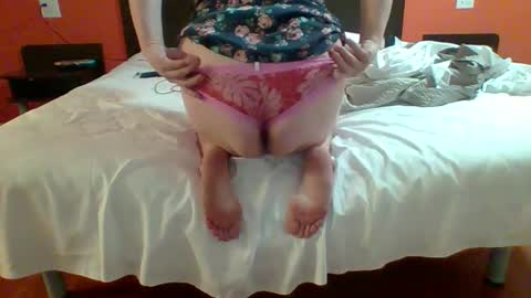 Snapshot of naughtyboytoes88 chatting on 12.06.24 naughtyboytoes88 online show from 12.06.24