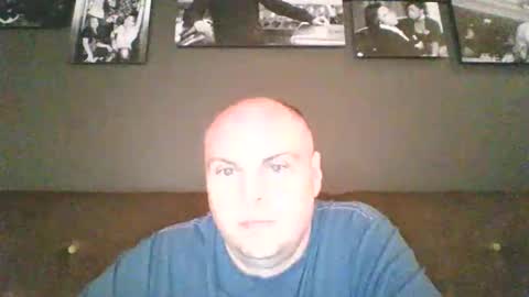 Snapshot of naughtygadget chatting on 03.12.26 NaughtyGadget online show from 03.12.26