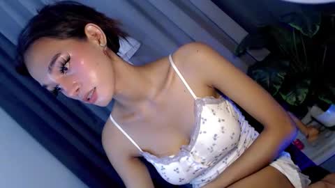 Snapshot of naughtygirlintown chatting on 06.10.26 Mariella online show from 06.10.26