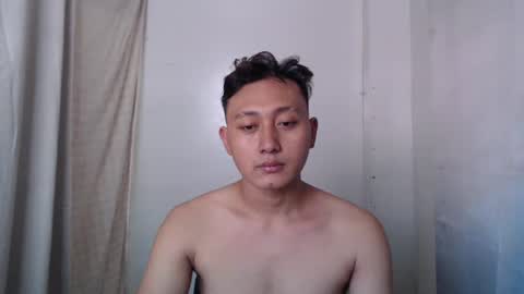 Snapshot of naughtyhot_mike18 chatting on 08.04.26 am waiting for pvt online show from 08.04.26