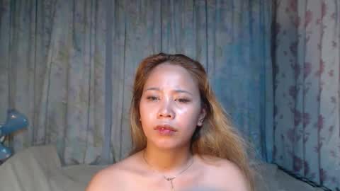 Snapshot of naughtyhotsexyjean chatting on 04.26.26 miss jean online show from 04.26.26